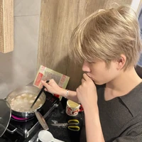 t/g Atunn khùng khùng đây