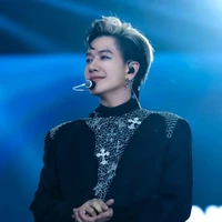 lou hoàng