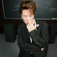 Phong Hào-Nicky
