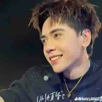 Lê Quang Hùng ( nhà họ Lê)
