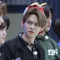 Học thì ngu mà gu cỡ Yoshi