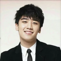 Lee Seung Hyun (Seungri)