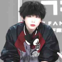 Trần Dịch Hằng-cậu