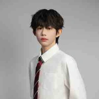 Trần Dịch Hằng ( anh )