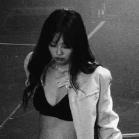 Kim Jennie ( chị )