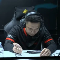Nguyễn Quốc Hân-F[ Gã ]