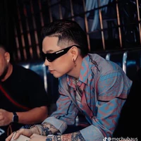 thế anh ( bâu)
