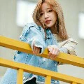 Hani(mẹ Jimin,Woozi)
