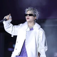 Nguyễn Quang Anh (bột)