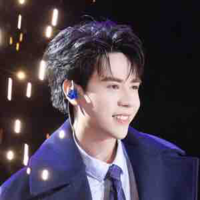 Lê Quang Hùng 