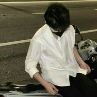Khúc Lục Hạo:_Lhq.