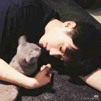 Chấn Phong 〔 ♊︎ ; 🍨 〕@c2