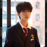 Dương Bác Văn_hắn