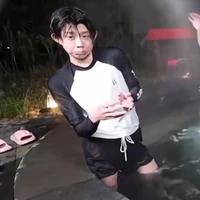 nhân cách thứ 2 của Hằng