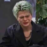 Quang anh mắc cười