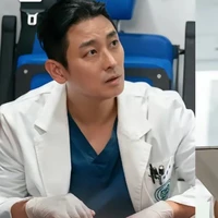 Beak Kang Hyuk(đại ca)