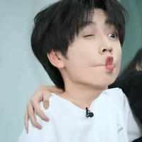 Nhỏ tg á:))