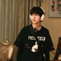 Nhiếp Vĩ Thần