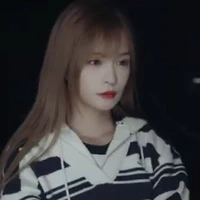 Dương Băng Di [ Cô ]