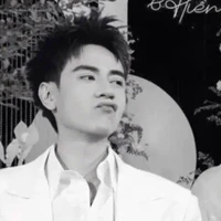 Lê quang hùng