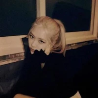 Roseanne Park - Em