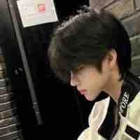 hoàng minh( ny thủy)