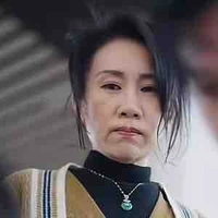 Mẹ Nhan Lạc Lạc