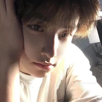 Hạ Lâm Vũ -{ bff của nam 9 }