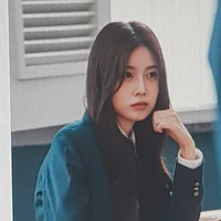 Kang Hyewon