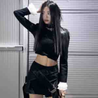 Jung Ahyeon - Cô