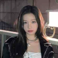 Pharita Chaikong( GV Anh )