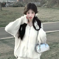 Đông Phương Dạ Vũ