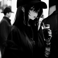 Hoàng Phan Vũ(cô)