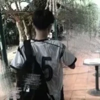 bạn hùng quýnh ghen