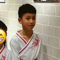 Nhỏ nì lười