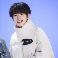 Tả Kỳ Hàm _em