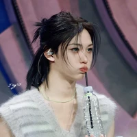 lee felix yongbok