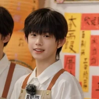 trần dịch hằng_cậu