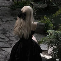 ptm [O] /mẹ hắn/