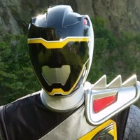 Kyoryu Black - Ian