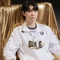 Jeong Jihoon ( chovy ) 🐱