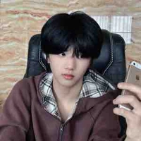 Trương Hàm Thuỵ_em