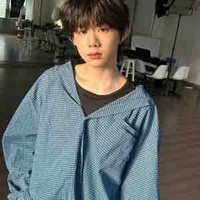 Trần Dịch Hằng _h