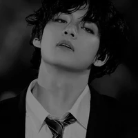 Kim Taehyung - hắn