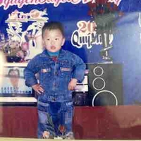 Con tác giả