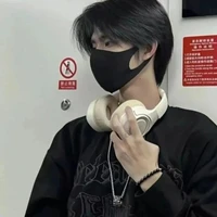 Chí Thanh ( trợ lý na9 )