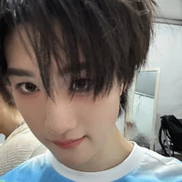 𝐇𝐮𝐚𝐧𝐠 𝐒𝐡𝐮𝐨 (𝐞𝐦)