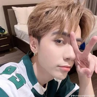 LÊ QUANG HÙNG (phone)