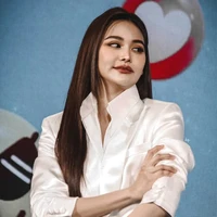 Engfa waraha * bạn cô