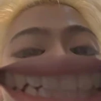Tác giả cute hột me trái bầu